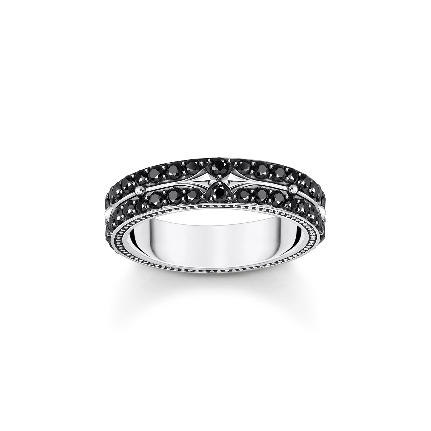 Anillo ennegrecida con circonita negra